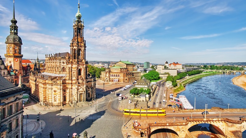 jetsetwego's tweet photo. This is a great view of the #Elba #River from #Dresden's old town in #Germany. Do you see a river cruise in your #future? Now's a good time to start shopping around.  https://t.co/zi6e61Uw9c https://t.co/sIvr4llzW6