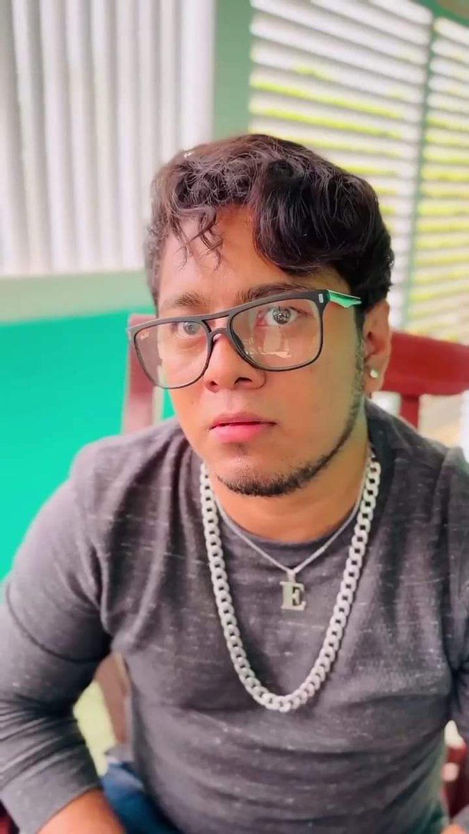 ErickMenaEmper's tweet photo. Tu baby cuando te dice que no le llego Andres este mes 😱🥺 https://t.co/5NYrkEZreU