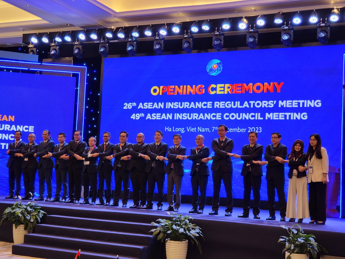 Official Opening Ceremony of the 26th ASEAN Insurance Regulator Meeting (AIRM) & 49th ASEAN Insurance Council Meeting (AIC) in Ha Long, Vietnam, 07.12.2023

#AIRM26 #AIRM2023 #InsuranceRegulator #Insurance #IRC #Cambodia #Vietnam #AIC49 #IAC #OfficialOpening