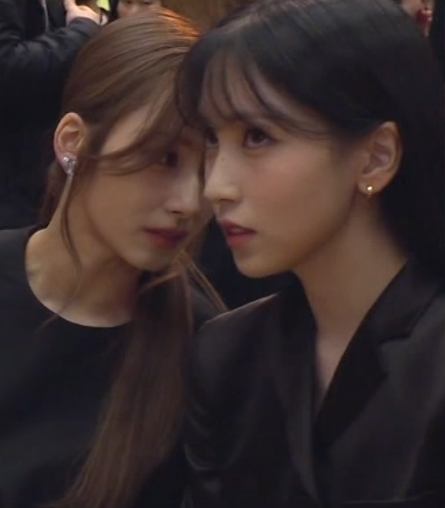 godmitzu's tweet photo. THIS MISANA 🫠 https://t.co/I9CrauOoeW