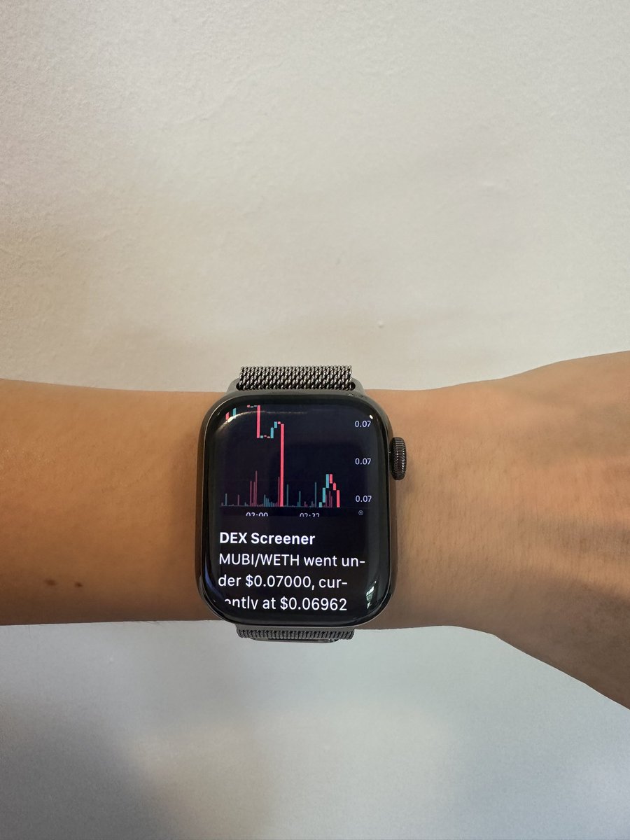 InverseBluff's tweet photo. Getting @dexscreener alerts on my Applewatch. 🔥🔥🔥 https://t.co/ecuQ809EIW