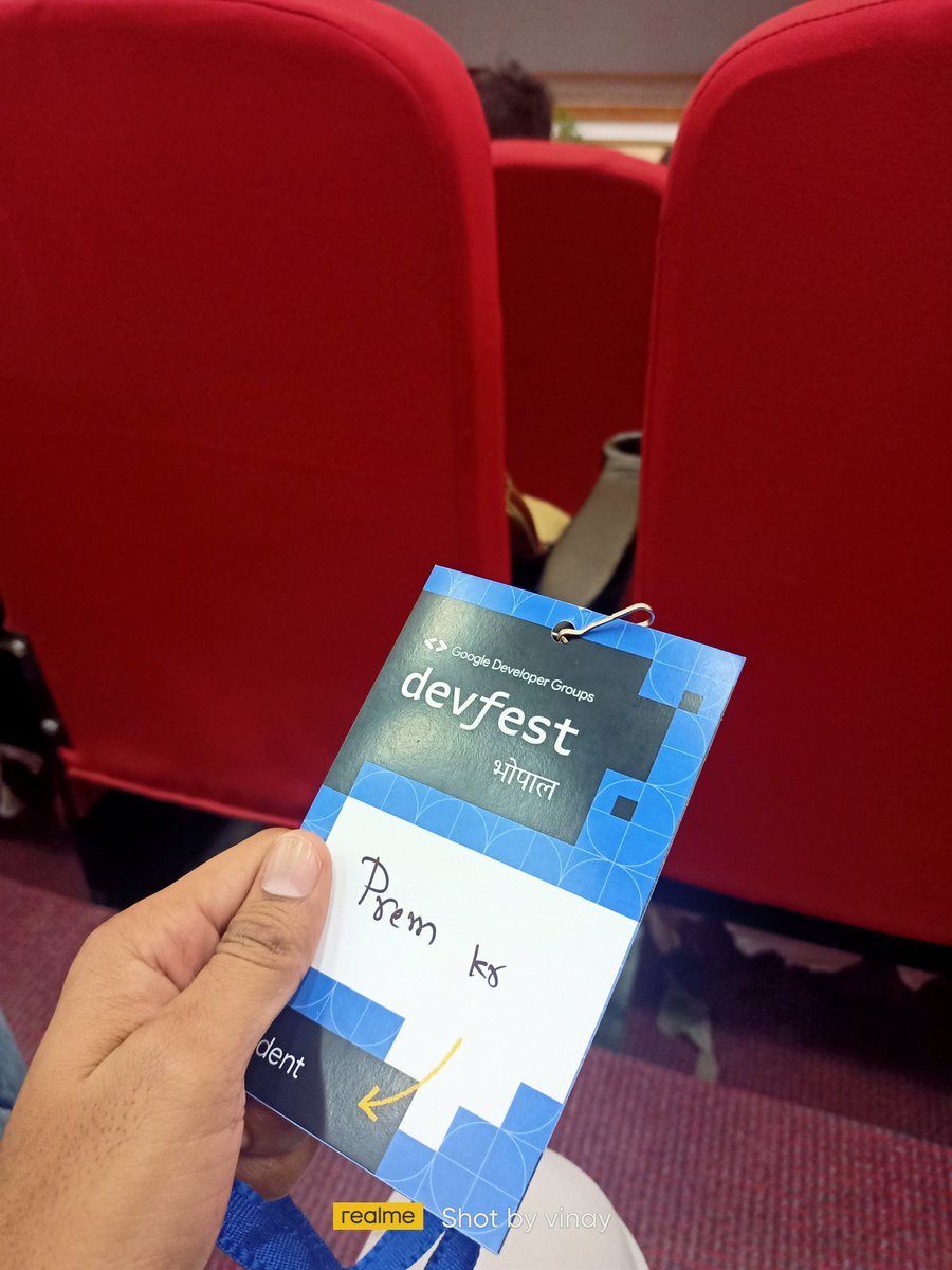 KumarMehta7370's tweet photo. I am here it #devFestbhopal2023 @BhopalCoders https://t.co/KF0bXDTEuy