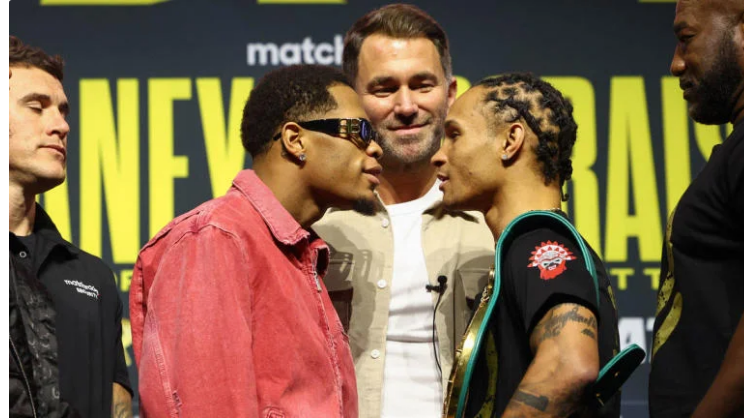 searchuser1's tweet photo. Devin Haney and Regis Prograis are set to face off in a highly anticipated WBC 140-pound title bout. Haney is a slight favorite, but the fight is seen as a 50/50 matchup with many questions to be answered. Haney is a -480 favorite, while Prograis comes back at +360. The over/under for total rounds completed is 10.5, with the Over juiced to -550. Boxing odds favor Haney at -400, and Prograis is a +300 underdog. Haney is trying to win a junior welterweight title, while Prograis looks to score the biggest victory of his career