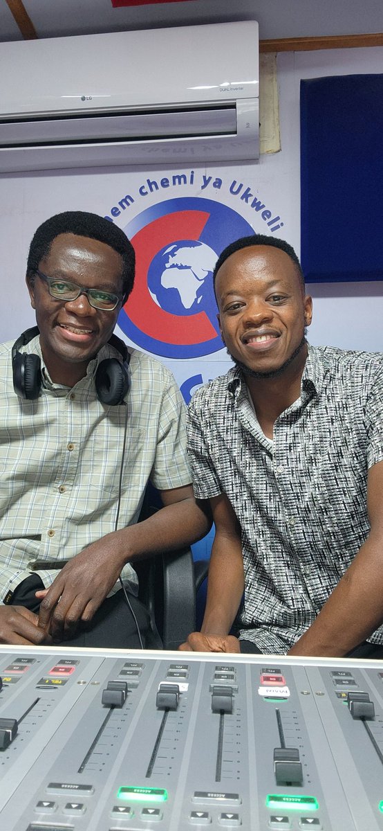 Nelson kawawa (@kawawaz) on Twitter photo Blessed Sunday to you 🙏 #PambazukaJumapili <a href="/RadioCitizenFM/">Radio Citizen</a> Pastor <a href="/EdwardNgaira/">Edward Ngaira, OGW</a> #RadioNumberOne Blessed Sunday to you 🙏 #PambazukaJumapili <a href="/RadioCitizenFM/">Radio Citizen</a> Pastor <a href="/EdwardNgaira/">Edward Ngaira, OGW</a> #RadioNumberOne