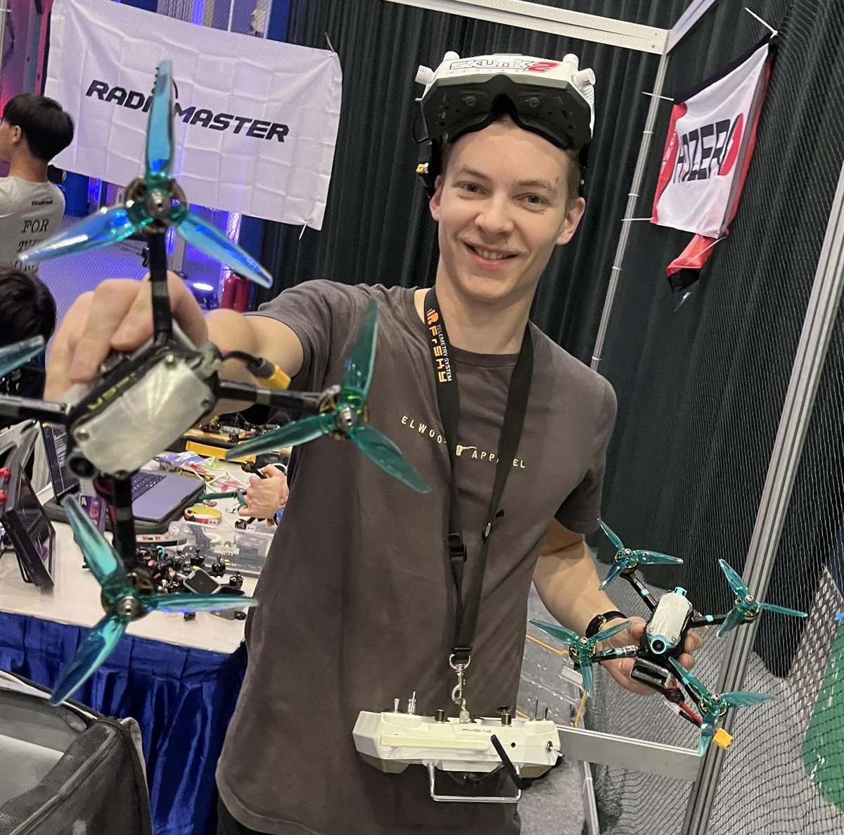 AUADRT's tweet photo. Our fastest @AustralianArmy #DroneRacing Team pilot is at @droneraceasia Championships #Singapore this weekend: Good luck #Mish from #4CSSB!!!
#SendIt!
@ChiefAusArmy @HLCAusArmy @FORCOMDAusArmy @COMD2Div https://t.co/Irmn6SPkW0