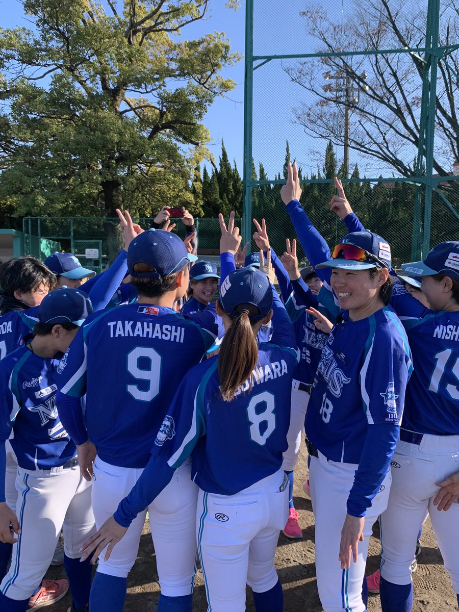 TOKAI_NEXUS2020's tweet photo. 【⭐️東海NEXUS2023交流会⭐️】

円陣を組んで仲良くイベントスタートです☘️
1年間の感謝を込めて...🩵

#東海NEXUS https://t.co/Xpa90OjUMi
