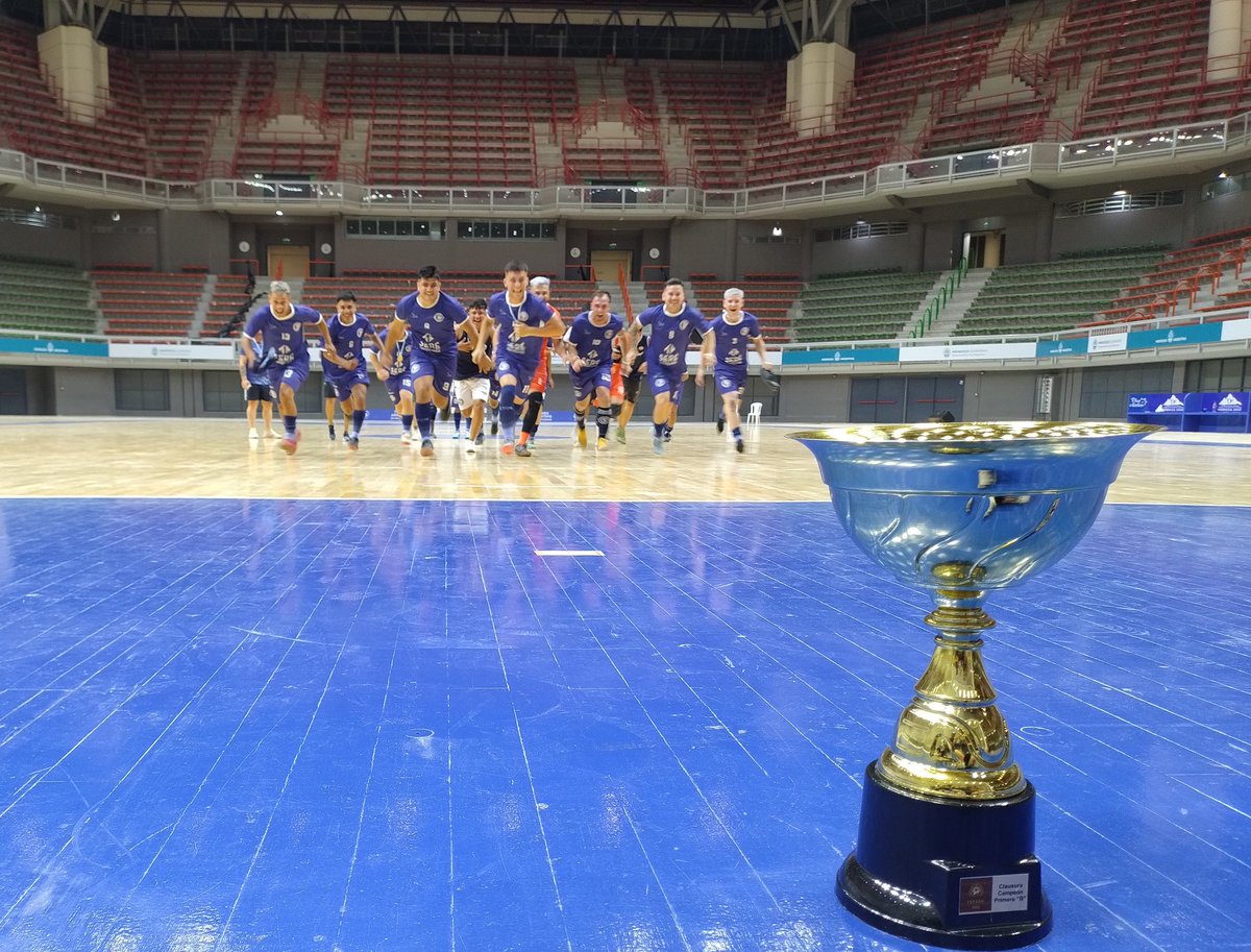 Contala como quieras 🏆 el parque es una fiesta y todos se quieren matar 🎶
.
.
<a href="/info_csir/">INFO CSIR ⭐🏆🇦🇷</a> <a href="/CSIRoficial/">Independiente Rivadavia</a>