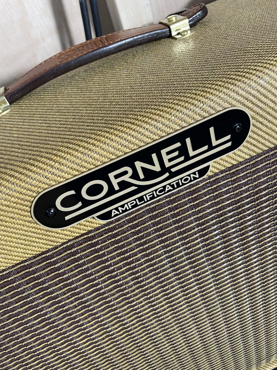 BenRailwayRobey's tweet photo. Wow? Have you played a #cornell #amp ? What was your first impression?
#guitarist #guitarplayer #valveamp https://t.co/7gVHAthnea