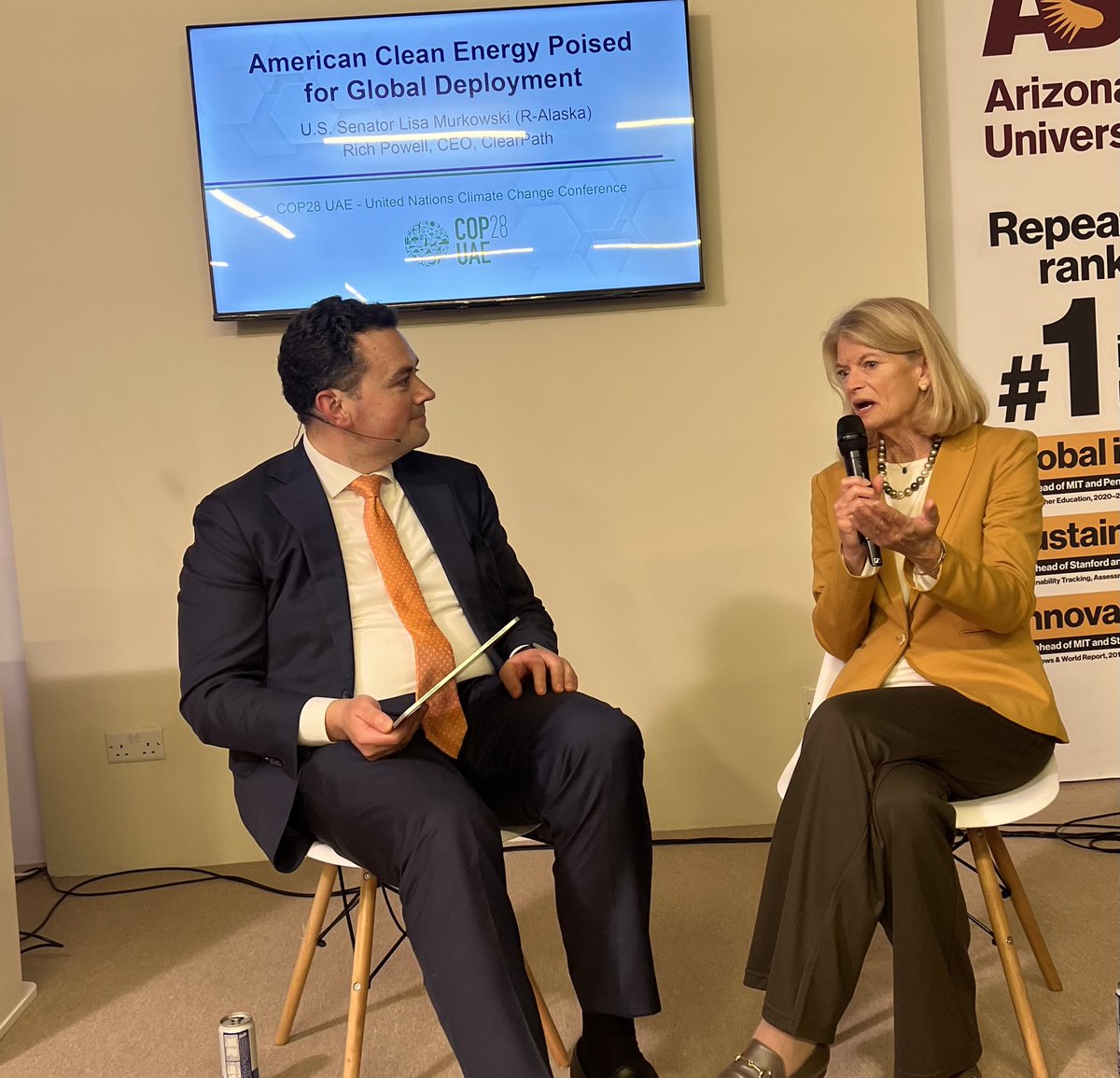 Watch U.S. Sen. @lisamurkowski & @powellrich at #COP28 on exciting opportunities for America…and Alaska… to continue leading the world on new clean energy technologies. Watch 👇 youtube.com/live/yZjqMAYx-…