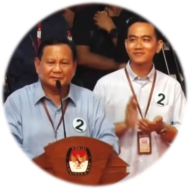 AriefHD's tweet photo. PRABOWO-GIBRAN : Optimalkan pendapatan negara, agar warga sehat smart sejahtera, IDN bs bikin motor mobil sepur pesawat dll .. 😀👍 @prabowo @gibran_tweet https://t.co/OO2ttGC5Ai