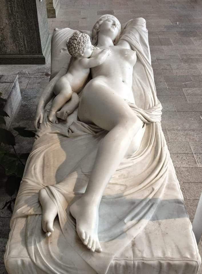 'Juno nursing Hercules' statue
by the sculptor Johan Niclas Byström (1783-1848). It is located in the Royal Palace in Stockholm and is related to the myth that explains the creation of the Milky Way.
@Elisa Serra