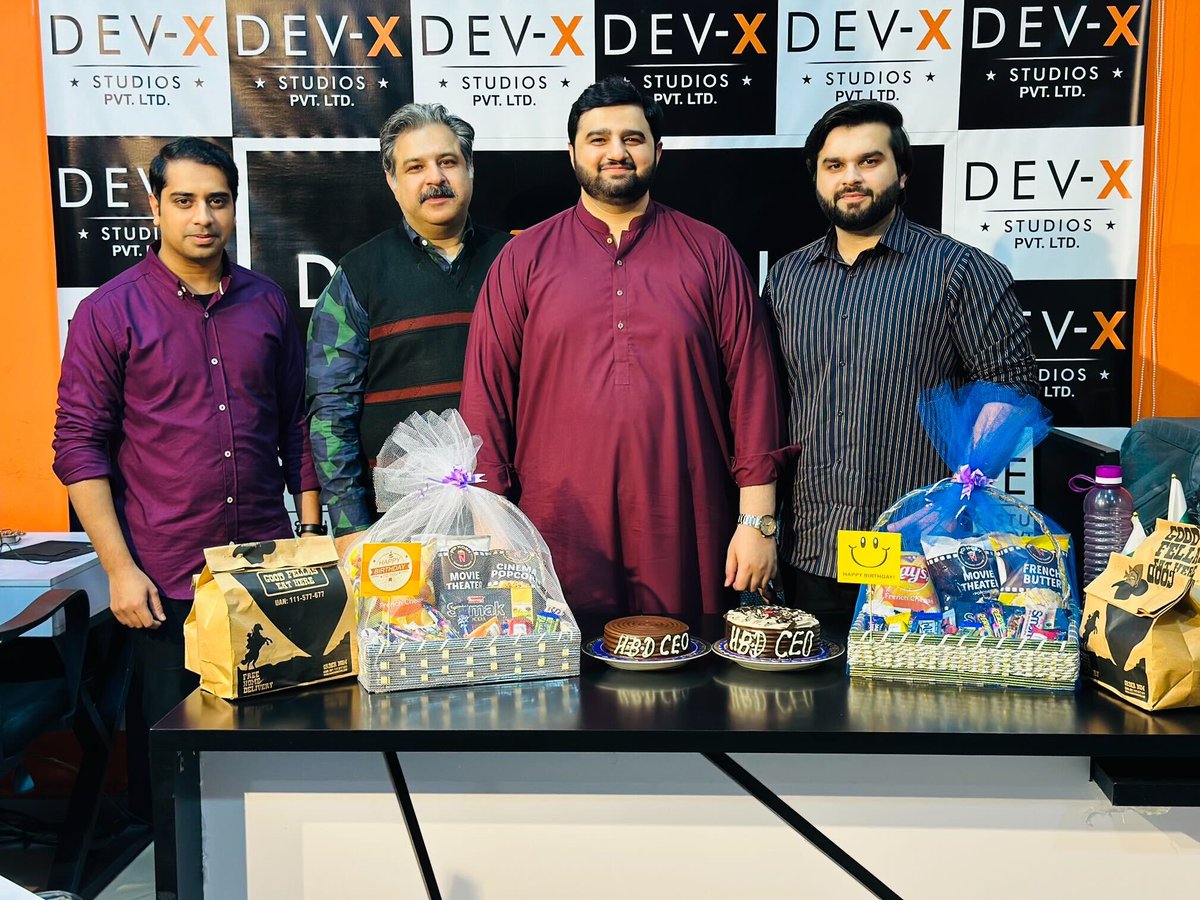 DevXStudios786's tweet photo. Bosses Dev-X-Studios (Pvt.) Ltd.

Birthday Celebrations

#ceo #devxstudios https://t.co/JBpUvHHmGK