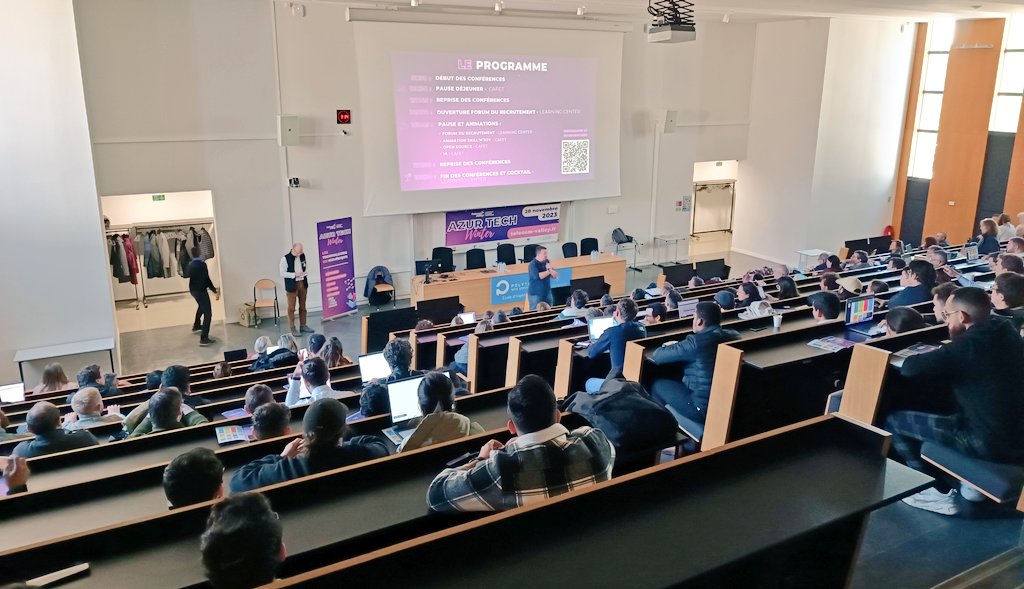 TelecomValley's tweet photo. Les salles sont pleines à craquer à l'#AzurTechWinter ! 🤩 @PolytechNSophia @Univ_CotedAzur @SophiaAntip0lis @eurds4h @softgarden https://t.co/ri9UJi0iEf