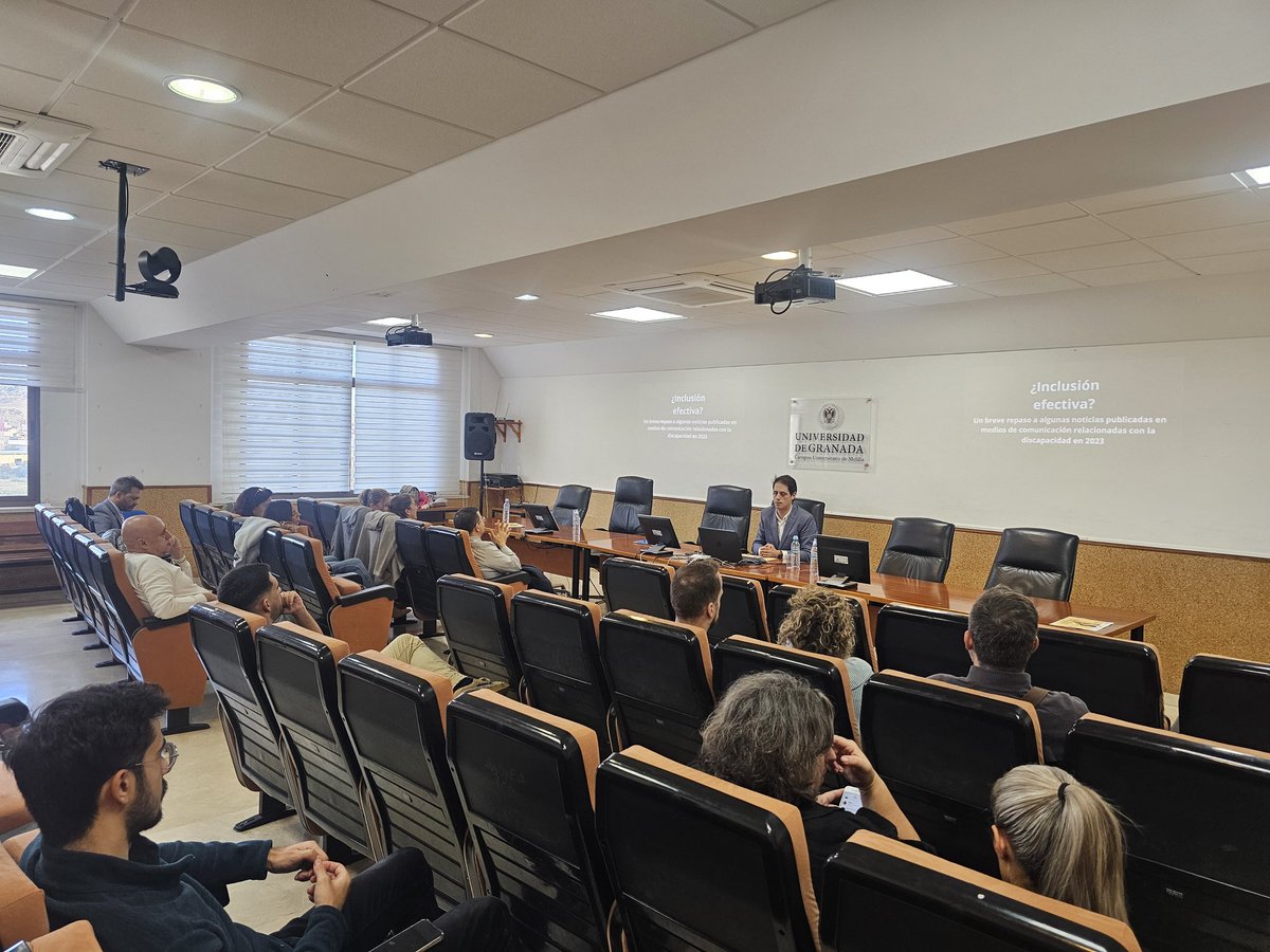 MorilloSusana's tweet image. 📢📢Excelente las comunicaciones de nuestros ponentes en las I Jornadas de Inclusión Social y Capacidad Jurídica⚖️❤️

🔄Protección de las personas con discapacidad, a cargo de la Fiscal del Ministerio de Justicia Dña. Alexandra Serrano.