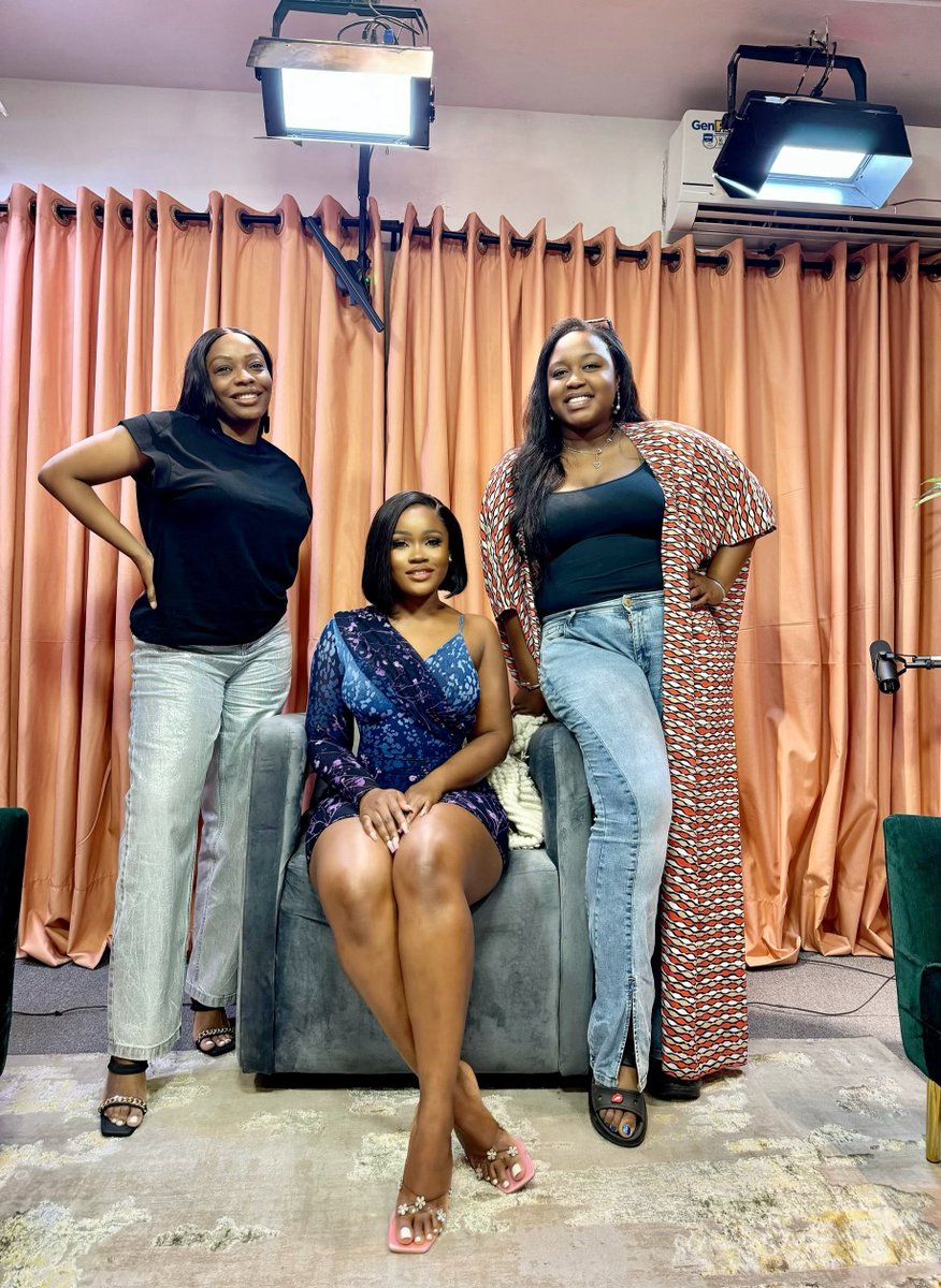 Official_CeeC tweet picture