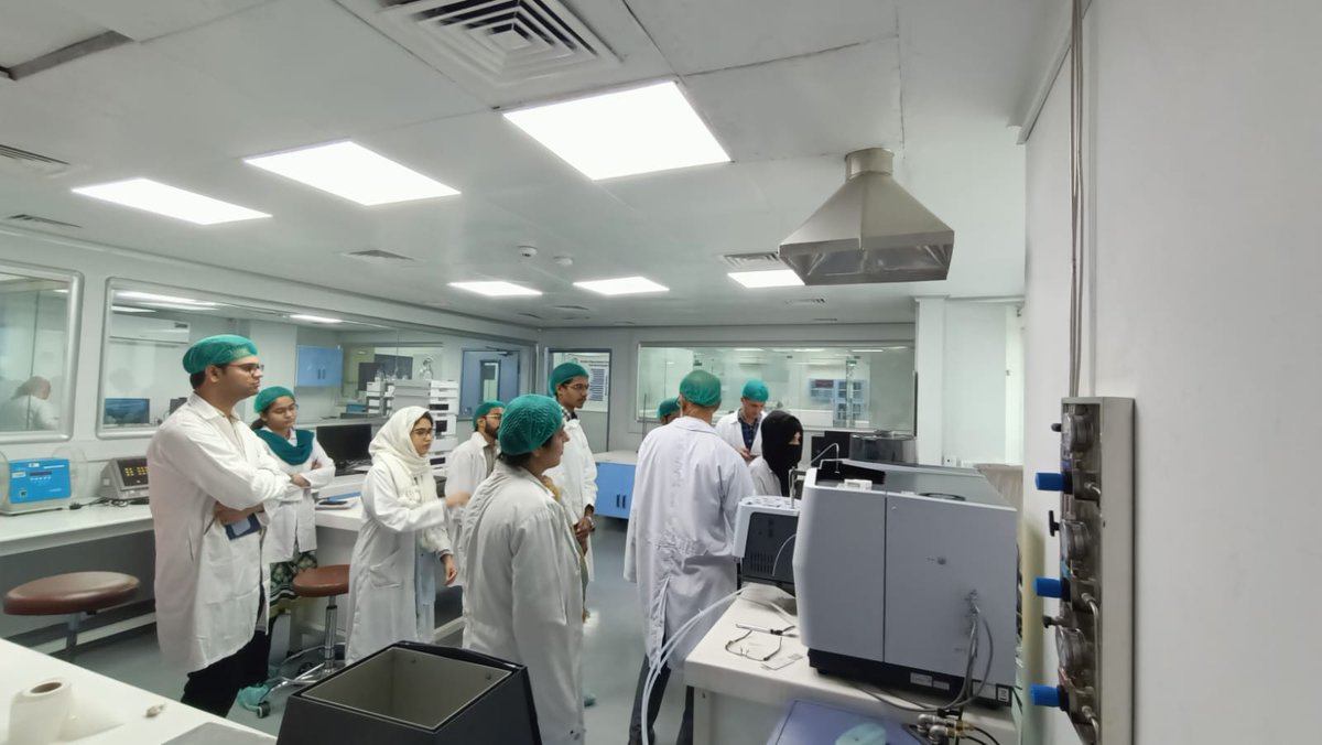 IBBPS_DUHS's tweet photo. We are glad to announce that our Lab has been upgraded with another piece of equipment "Atomic Absorption Spectrophotometer (AAS)". Empowering Accurate Elemental Analysis for Scientific Excellence.

Our Lab Champions Embrace in Atomic Absorption Spectrophotometer Training. https://t.co/biWkEMPKUL