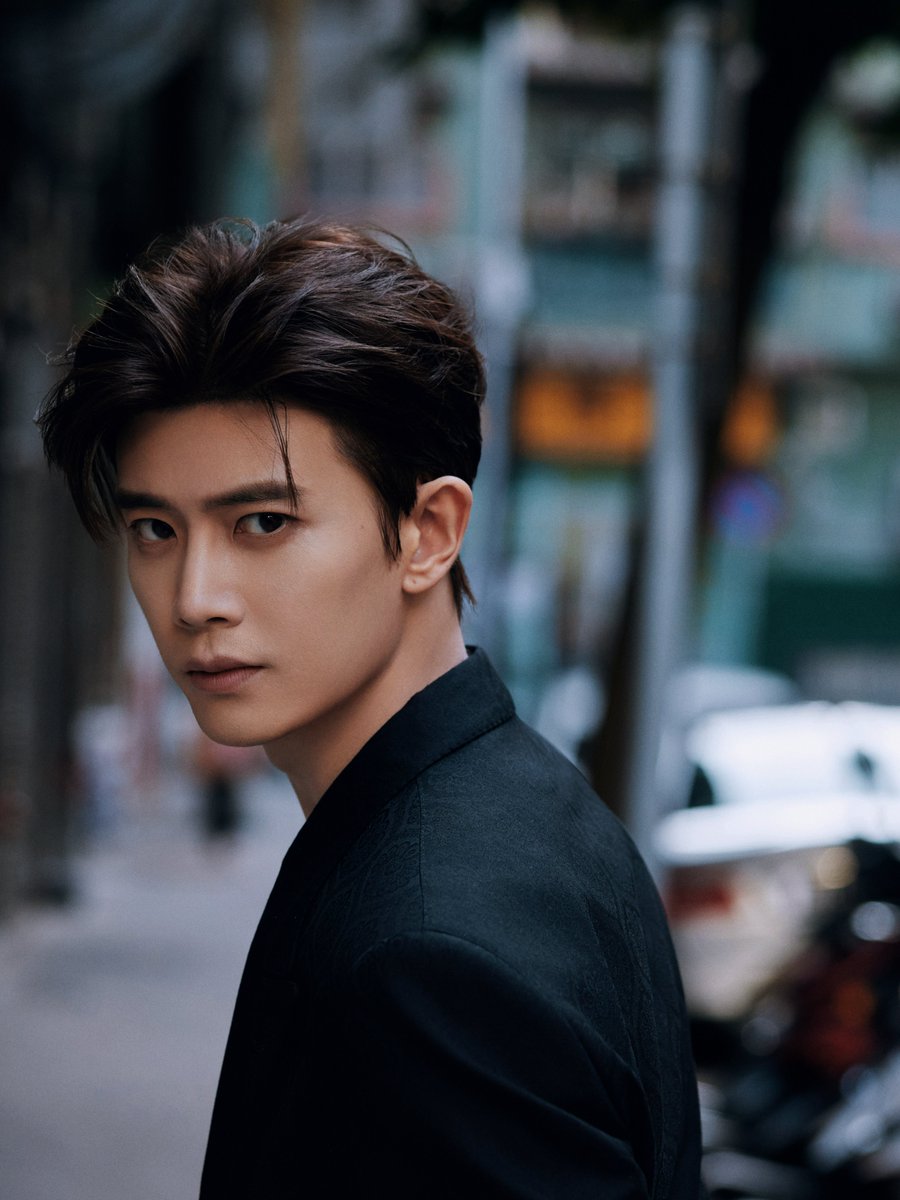 마카오의 이국적인 풍광 속에서...✨ 지금 #아이치이 에서 #임가륜 주연의 #청군 #일생일세 #주생여고 #불설재견 을 정주행하세요! (출처 : 임가륜...