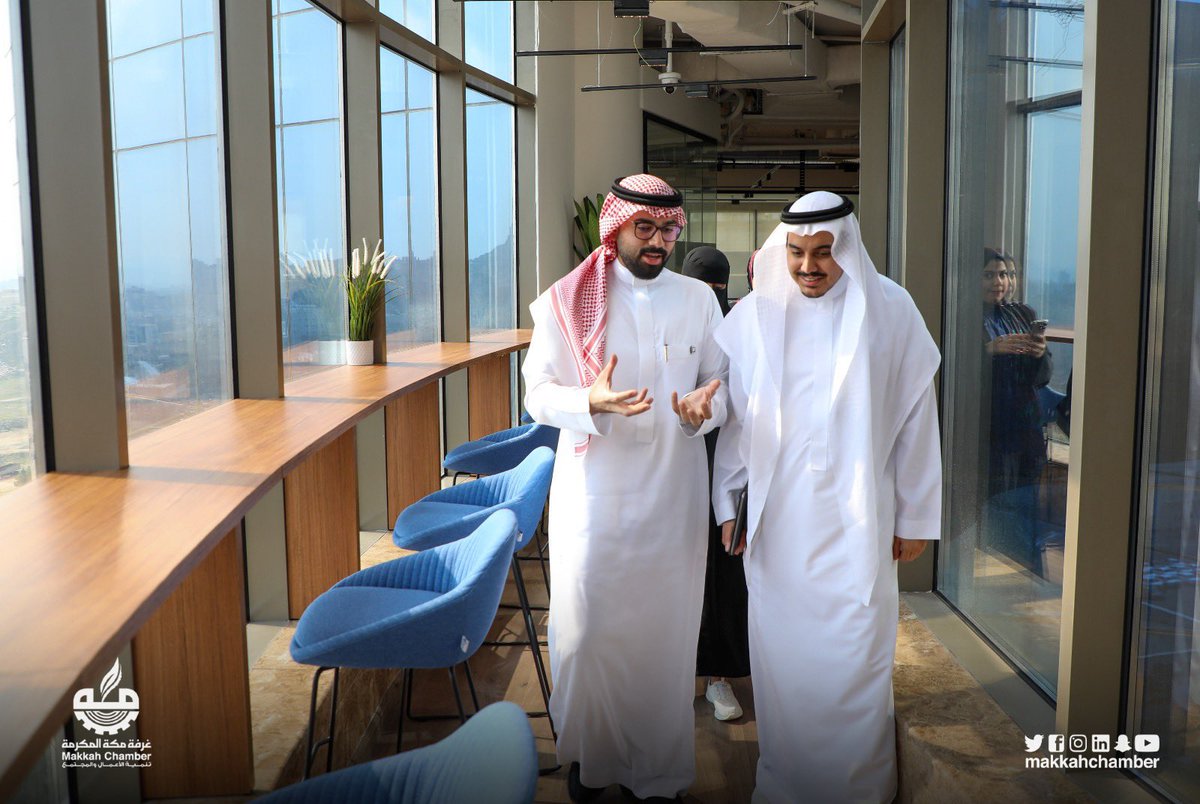 MakkahChamber's tweet photo. زارت لجنة ريادة الأعمال بـ #غرفة_مكة المكرمة شركة أرُب للاعمال والاستثمار، التي تقدم حلول واستشارات لأصحاب الأعمال الصغيرة والمتوسطة ورواد الأعمال، وتمت المناقشة حول مد جسور التعاون والشراكة مع غرفة مكة للاستفادة من خبراتهم وامكانياتهم في دعم المشاريع لرواد الأعمال. https://t.co/PkGKrPWv16