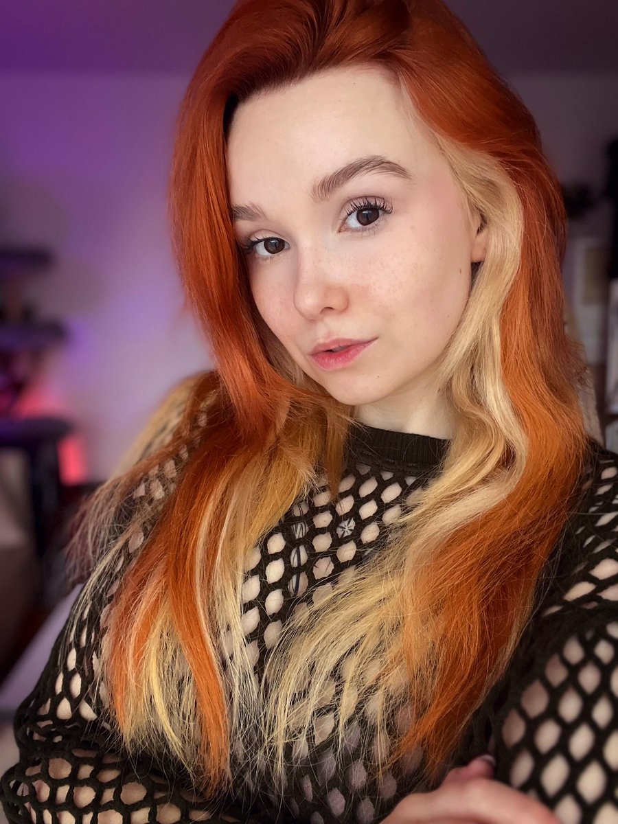 Bin jetzt livuuuu❤️ twitch.tv/feedeline