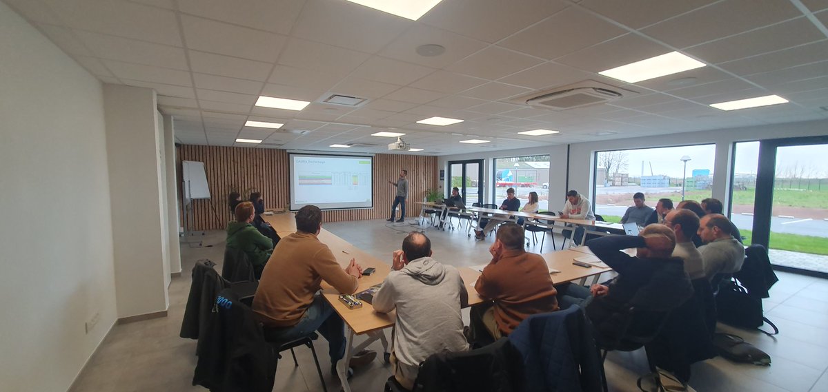 YFlodrops's tweet image. Ce matin réunion d&apos;échange sur les résultats des plate-formes d&apos;essais #lin fibre en partenariat avec les teillages des @hautsdefrance et d&apos;@iledefrance #OPALIN #LELINFRANCAIS #TEILLEURSDUNORD #LINEA #LIN2000 #CALIRA #ETSDEVOGELE #LALINIERE