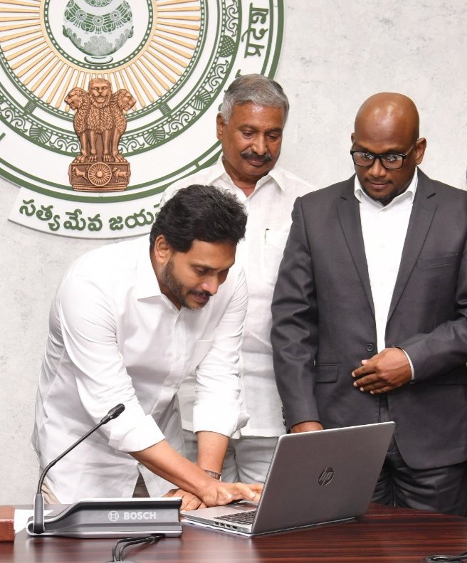 NtvRehana's tweet image. ఇంధన రంగానికి సంబంధించి పలు ప్రారంభోత్సవాలు, ప్రాజెక్టుల పనులకు వర్చువల్ గా శంకుస్థాపన చేసిన సీఎం వైయస్.జగన్. సబ్స్టేషన్లు, విద్యుత్ ప్రాజెక్టులకు కలిపి మొత్తంగా సుమారు రూ.6600 కోట్ల పెట్టుబడులు.
#APCM
#CMYSJagan
#PowerProjects