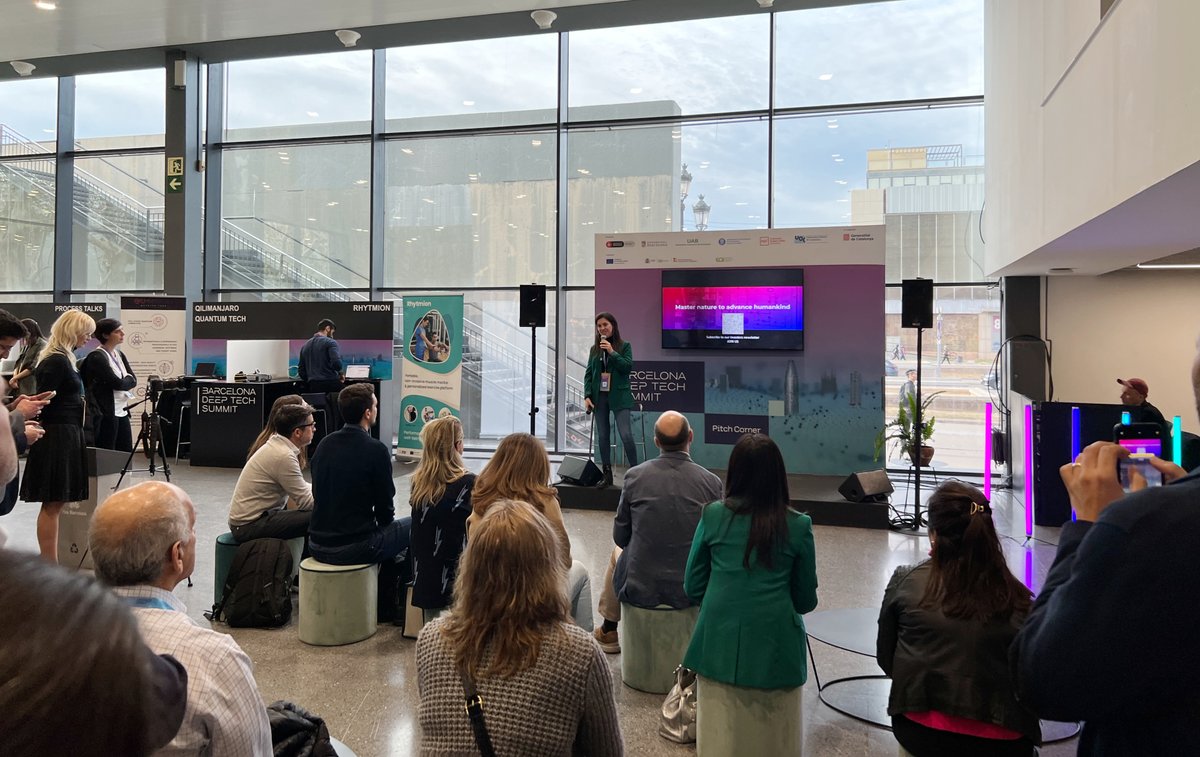 BoschiGimpera's tweet image. #InnovacióUB | 🌍 Un any més, estem al #BarcelonaDeepTechSummit, l'epicentre de la innovació i de la tecnologia més disruptiva.
🚀 Spin-offs de la @UniBarcelona han tingut l'oportunitat de presentar les seves tecnologies davant d'inversors, emprenedors i experts.