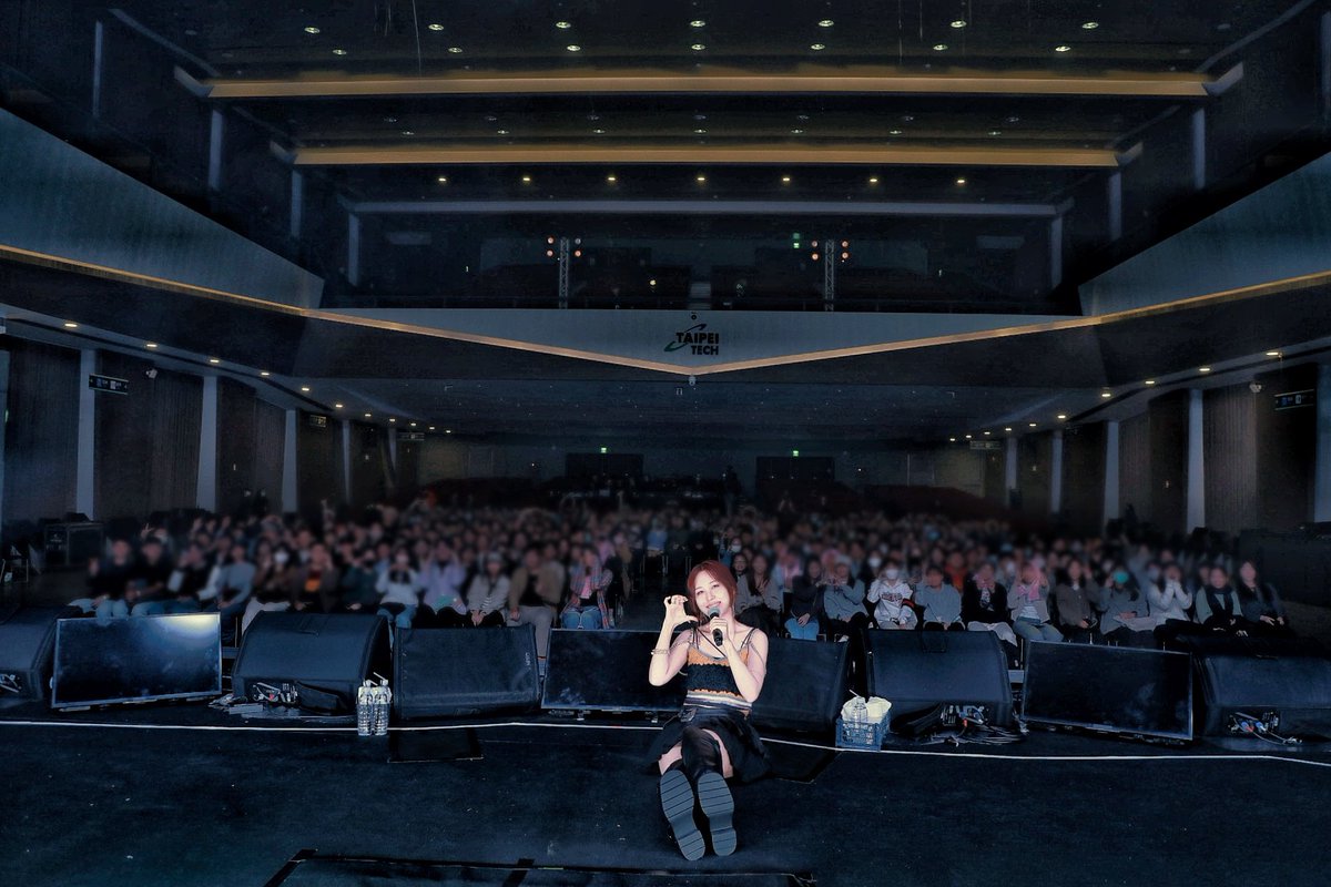 antennamusic's tweet photo. #권진아

<2023 KWON JIN-AH SOLO CONCERT IN TAIPEI>
대만에서 만난 권진아의 공연으로 인해 유난히 행복했던 일요일로 기억되길 바랍니다💜

🎼 SET LIST

01. Love Me Love Me
02. Pink!
03. Silly Silly Love
04. 위로
05. 오늘 뭐 했는지 말해봐
06. 눈물이 기억해 (상견니 OST)
07. 뭔가 잘못됐어
08. 끝
09. 멜로디
10. You already have
11. 이런 식
12. 밤
13. Raise Up The Flag
14. 우리의 방식
15. 여행가
16. Butterfly
+ 운이 좋았지

#KwonJinAh
#콘서트 #Concert