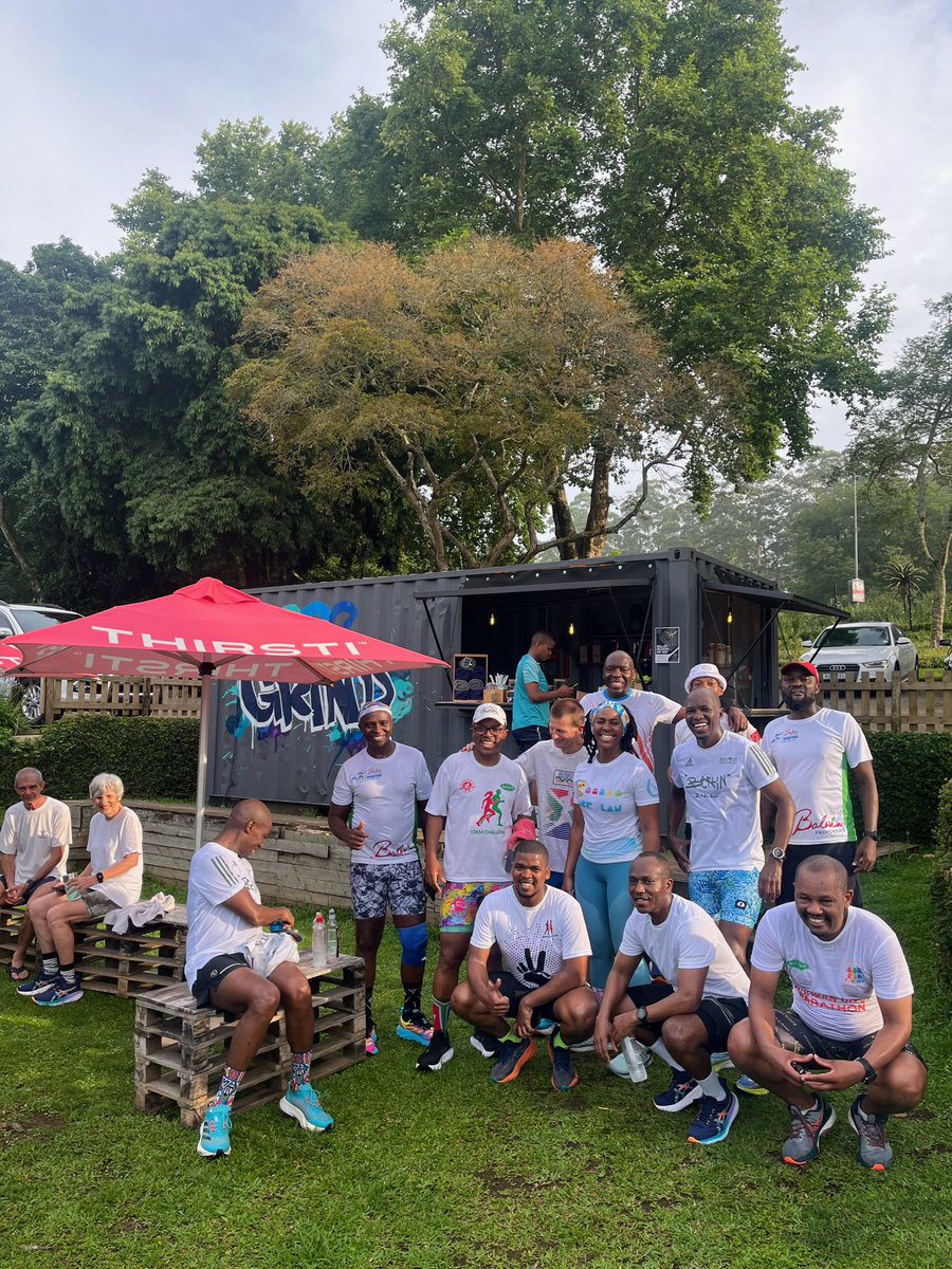 FitMasi's tweet photo. Day 4 of 16 Days of Activism with @MyActive16! Had Hillcrest Hills for Breakfast with these Gentleman! 

#FetchYourBody2023 #16DaysAgainstGBV #MyActive16 https://t.co/sexTBi7GZZ
