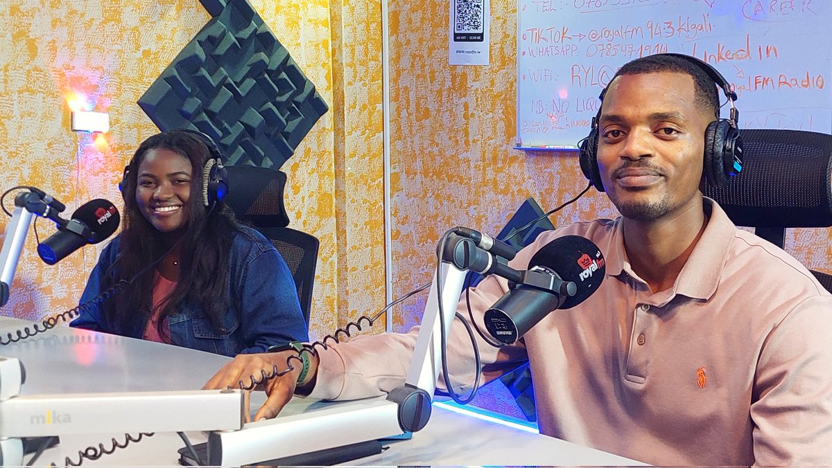 cmu_africa's tweet photo. Join Ariane Shimirwa and @TysonMuvunyi for #TechTuesdayAt8 right now on @RoyalFMRwanda as they discuss how the application of artificial intelligence is transforming healthcare research. 
#ArtificalIntelligence
#DigitalTransformation https://t.co/87B91fmbaM