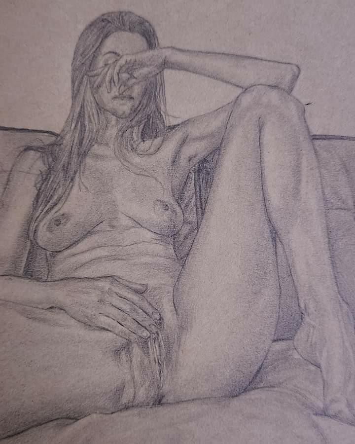 honey_kiss_rus's tweet photo. 👨🎨@imagnarte3
Model:@honey_kiss_rus
#mygoddess #pencil #pendrawing #artist #arofinstagram #drawing #sexpositivity #sexystar #sketchbook #sketch #pencilsketch #muse #model #modelofart #модель #муза #музадляхудоника #иллюстратор #художник #nudëmodël #nüdeart #nudemodelpainting https://t.co/QCcPhSoAq8