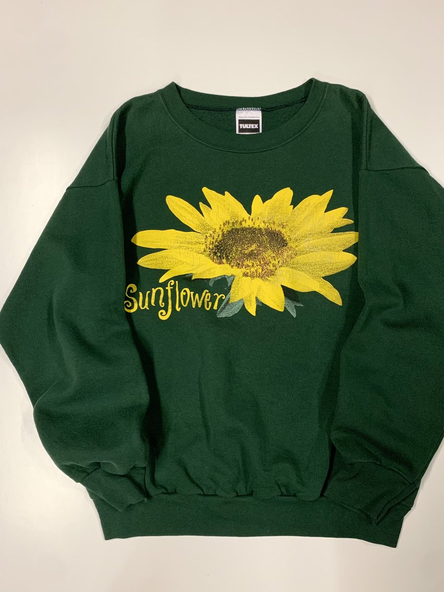 ___SOULS___'s tweet photo. flower winter items🌼 https://t.co/E9ZeNOMHl0