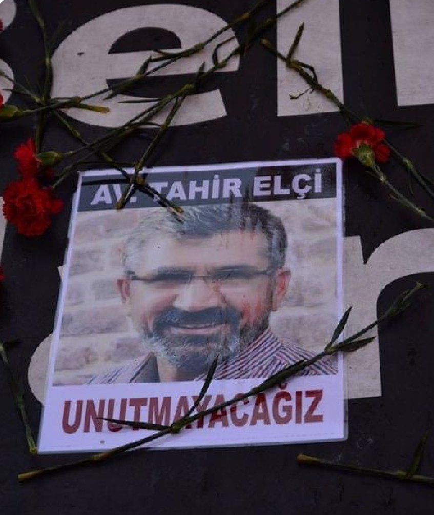 Saygıyla, özlemle…

#TahirElçi