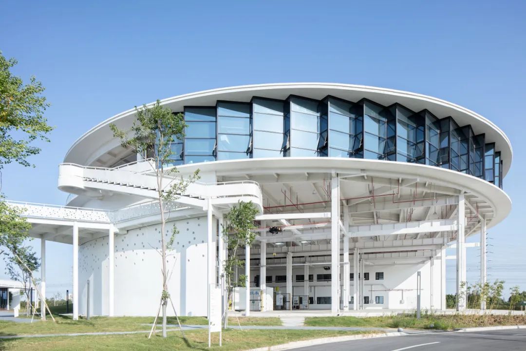 DiscoverYixing's tweet photo. #Yixing’s Huanke Park has accelerated industrial upgrading by swiftly industrializing technological breakthroughs for businesses. One excellent example is the recently established Yixing sewage recycling treatment plant. #YixingDevl #GreenTech #TechInnovation https://t.co/Tq6rC1KkD4