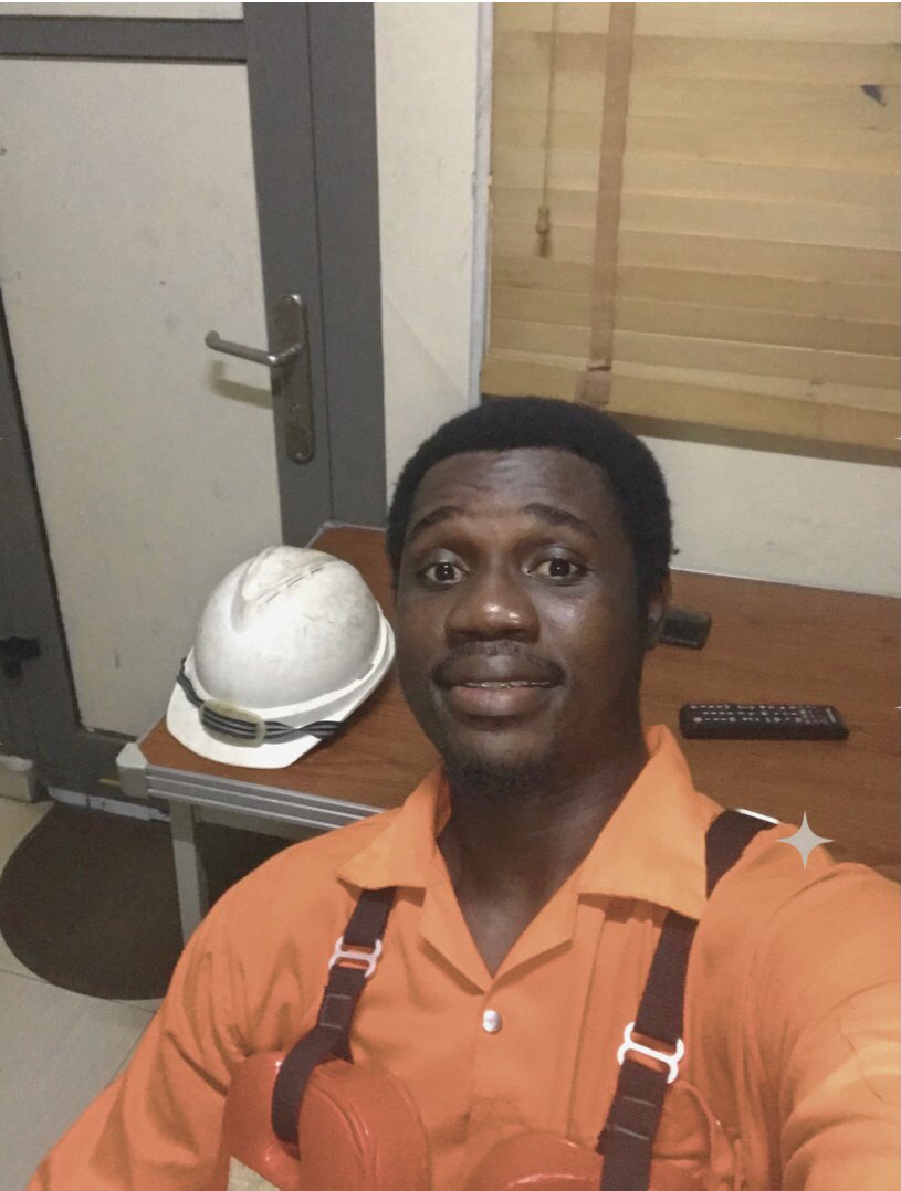 ForgiveEvua01's tweet photo. At work, I received the exciting news that my birthday present had arrived.

 I'm Papa Twins now that I have two girls. It can only get better! Glory to God!
 
To the US, happy birthday🥂🤍

+1 Today #Nov28  🥰 https://t.co/3IJ5oSmbRE