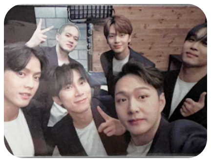 Kpop_bunjang's tweet photo. '#비투비 영화 (BTOB Movie)' is ranked in the top 5 searched keywords on BUNJANG this week✨ 
BTOB and Melody will be forever. I saw it in the future!💙  

Do you like it? You can have it! Discover more on BUNJANG⚡  

📍https://t.co/orPRcooFfr 

#BTOB #BTOB_TIME #BE_TOGETHER #EUNKWANG #MINHYUK #CHANGSUB #HYUNSIK #PENIEL #SUNGJAE #bunjang
