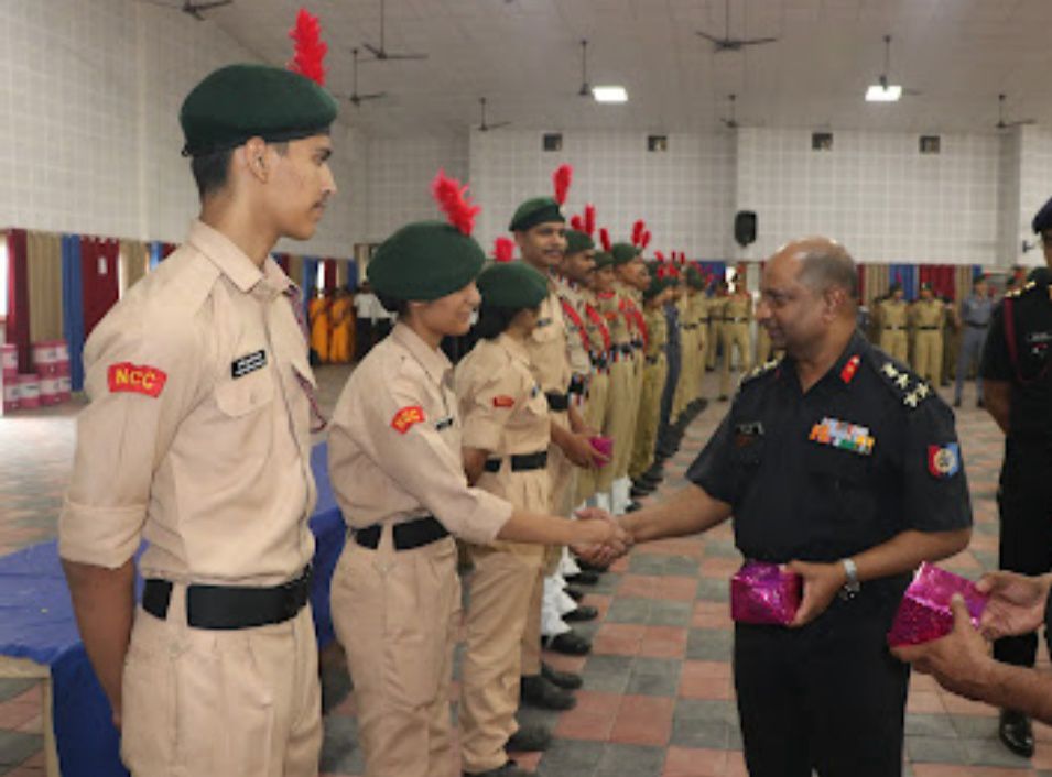 NccIndore's tweet photo. NCC Day Celebrated by @NccIndore. The event was marked by cultural programs followed by felicitation of deserving cadets by @IndoreCollector and the Group Commander Indore NCC Group.
@HQ_DG_NCC @NccDteMPCG  @CMMadhyaPradesh @schooledump https://t.co/JGN4asBxIJ