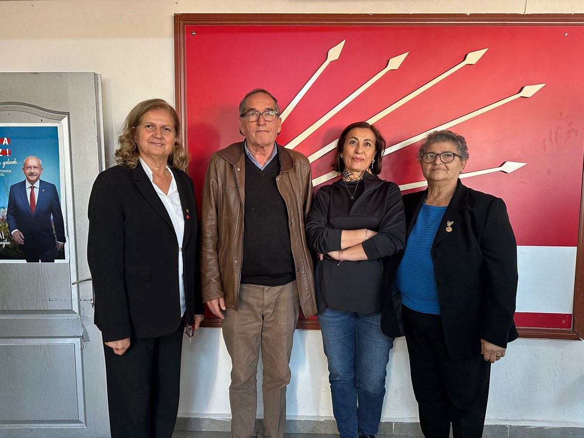 Yol arkadasimiz  <a href="/nejlakasapolu1/">nejla kasapoğlu</a> 31 mart 2024 tarinde yapilacak yerel seçimlerde CHP den Belediye meclis üyeliğine aday adayı olmak için dosyasını teslim etti. Tebrikler.
<a href="/TireIlce/">Chp Tire İlçe Başkanlığı</a>