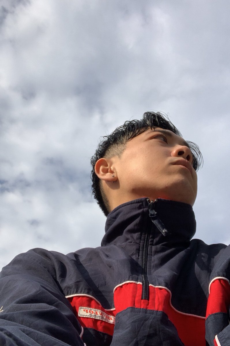 trihknnnn's tweet photo. この服あったけ〜〜🌫️ https://t.co/OawOoWkAxR