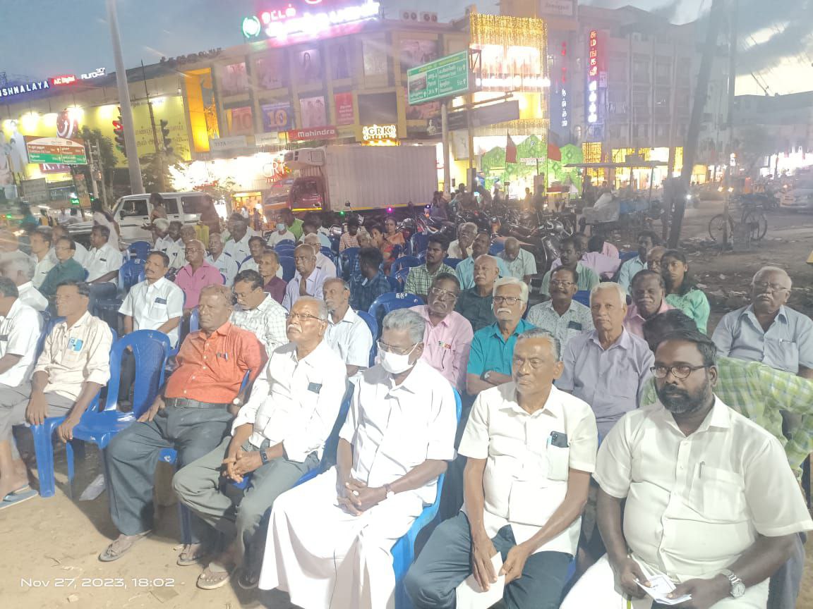 tncpim's tweet photo. பாலஸ்தீனத்தில் அப்பாவி பொது மக்கள், பச்சிளம் குழந்தைகளை படுகொலை செய்வதை கண்டித்தும், இஸ்ரேல் பாலஸ்தீனப் போரை உடனடியாக நிறுத்தக் கோரியும் அகில இந்திய சமாதான ஒருமைப்பாட்டு கழகம் சார்பில் கடலூரில் #AIPSO மாநிலத் துணைத் தலைவர் பி.வெங்கடேசன் தலைமை நடைபெற்ற திறந்தவெளி கருத்தரங்கம் https://t.co/NcNRedvUaC