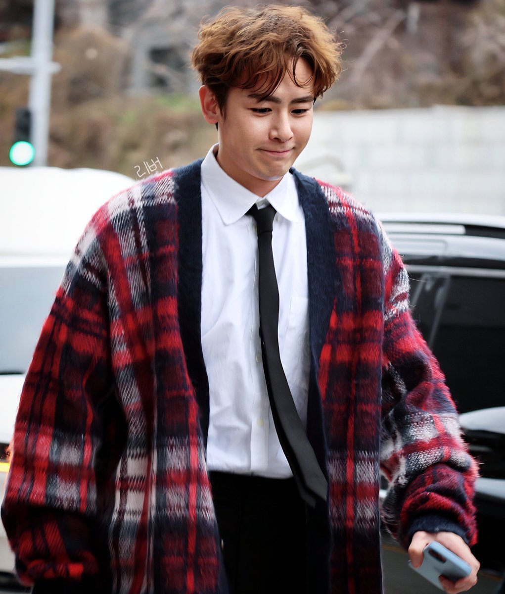 wonriver0624's tweet photo. #닉쿤 #NICHKHUN #2PM
#먹어보쇼 #먹어보쇼시즌2
20231128 먹어보쇼  촬영중🐨❤️
아들 맛있게드세요 https://t.co/eiZXqvfHcb