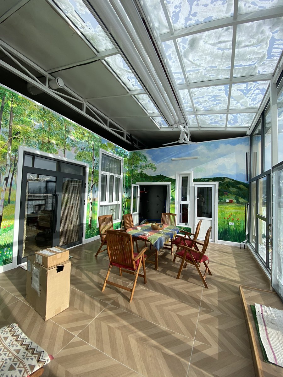 Sanzai solar house!
Нарлаг өрөө нь уужимхан, тааз өндөр, тансаг зэргийн ногоон байшингаар ороод гарлаа.
<a href="/NamsraiDorj3/">Namsrai Dorj</a> 
Үнэхээр бүтээлч хөдөлмөрч хүн юмаа🙏🙏