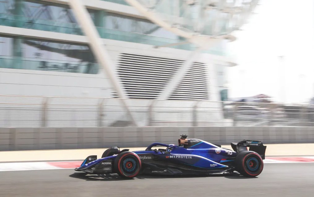 vivof1's tweet photo. #F1 🇦🇪 #F1Testing
🇦🇷@FranColapinto sube al 8° puesto!
Sainz 1:24.799 33 vueltas
Pérez 1:25.724 32
Piastri 1:25.930 38
Drugovich 1:26.265 34
Shwartzman 1:26.267 33
Dennis 1:26.520 37
O'Ward 1:26.623 48
#Colapinto 1:26.832 42
Bearman 1:26.928 30
Ocon 1:26.958 44 https://t.co/gEcNBxOmr0