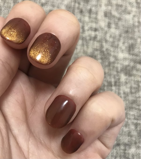 自分のガッサガサの汚ねぇ指で申し訳ないがこんな感じ 