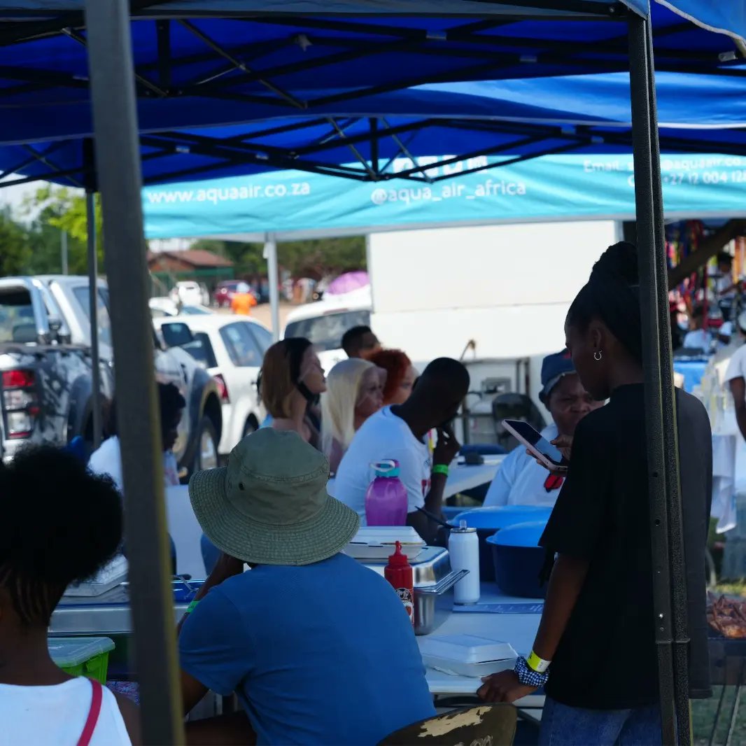 Hammanskraal Temba stadium family/food market last week Saturday. Providing nothing but a Taste of Inspiration. . . . #aquaair #PureAndNaturalTaste #Tastetheair #TasteSummer #tasteofinspiration #RunningWithTumiSoleAC #allaquainternational #aqua4all #explorepage