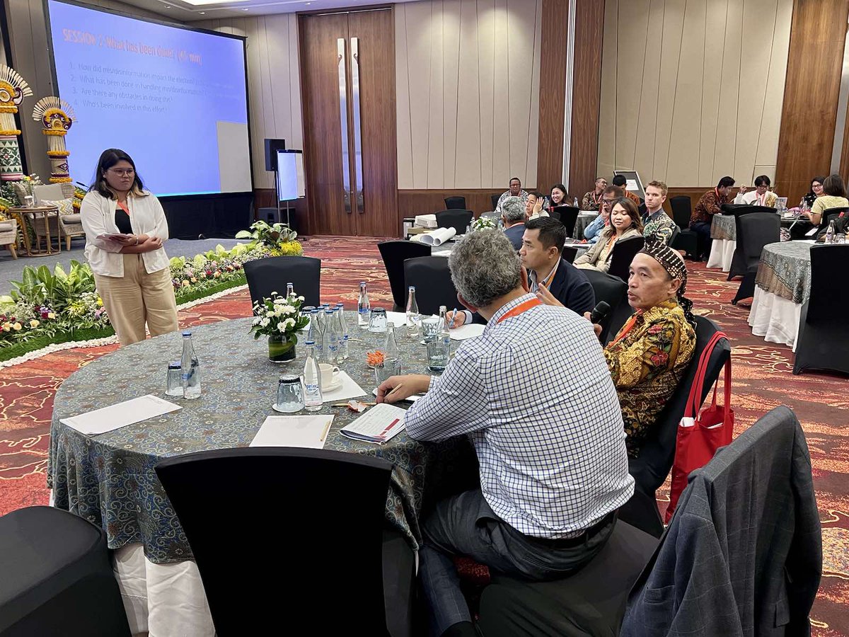 WFD_Bangsamoro's tweet photo. Why is #electiondisinformation prevalent? Is #electionintegrity possible in the age of #digitaldemocracy? Are CSOs and media equipped to battle it? #BCSMF2023 participants dug deeper to answer these crucial questions to make free, fair elections possible. @WFD_Democracy @Kemlu_R https://t.co/lfbYWY7JkB