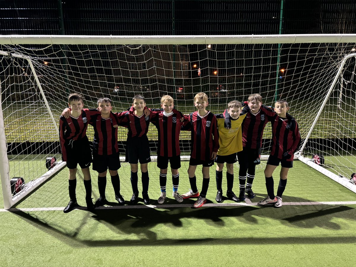 Great Effort by the Year 7 boys football team who won the York District 7aside tournament last night at Vale of York school. Great standard of football shown by all schools, congratulations to the Year 7’s involved!