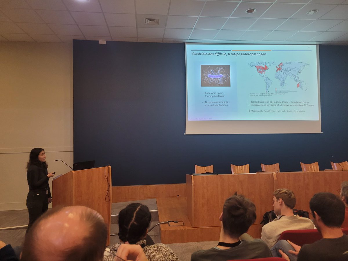 Proud of my students Alexia and Marion who both gave a talk at the PHAGES in LYON 2023 meeting. Looking forward to give my own talk later today!