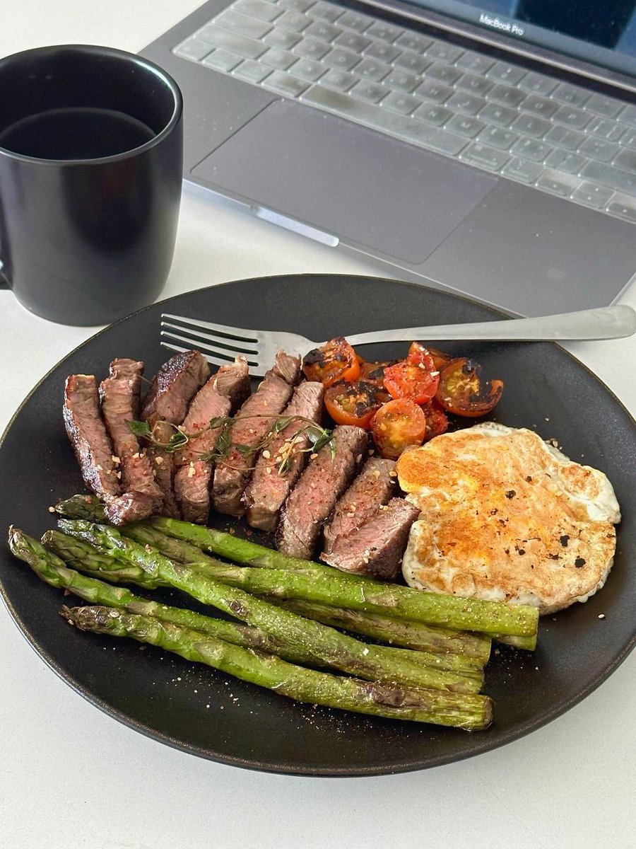 rem49er's tweet image. A well-rounded breakfast can supply essential nutrients such as vitamins, minerals, and fiber that are important for overall health.