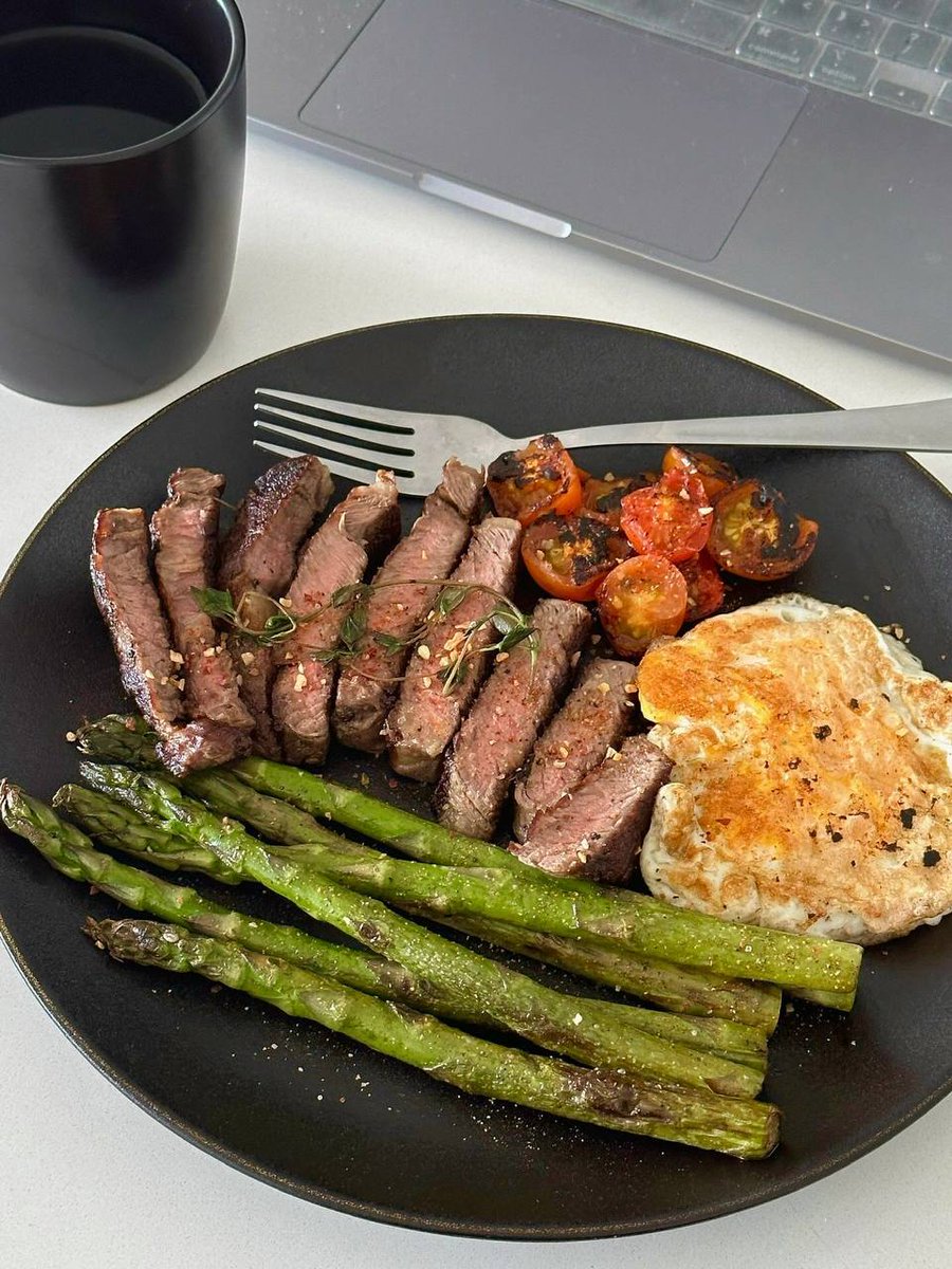 rem49er's tweet image. A well-rounded breakfast can supply essential nutrients such as vitamins, minerals, and fiber that are important for overall health.