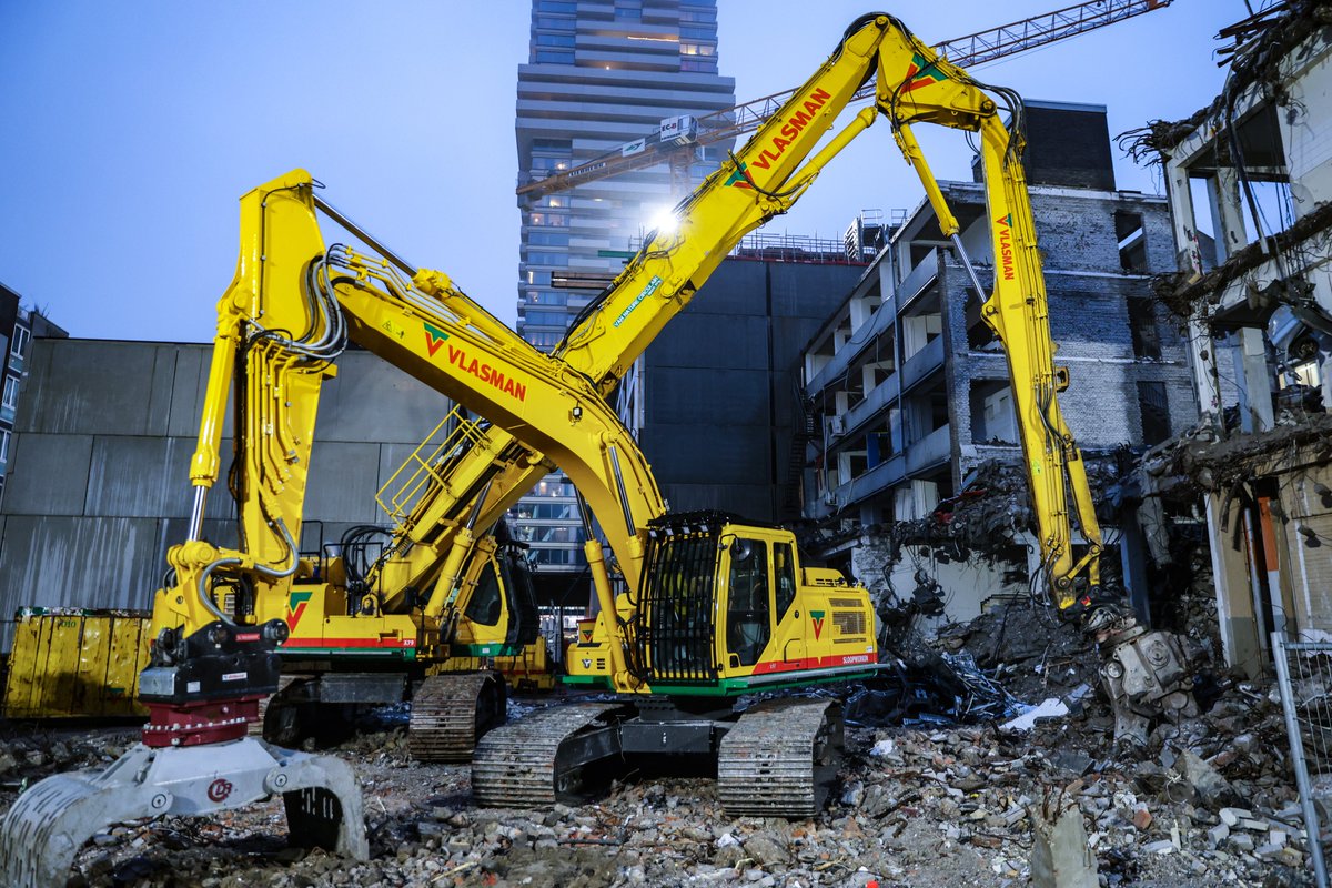 We marked the start of construction for The BaanTower!

Our design redefines high-rise living by enhancing the experience with diverse amenities for comfort and fostering social sustainability in a thriving city center.

Discover The BaanTower via powerhouse-company.com/the-baantower